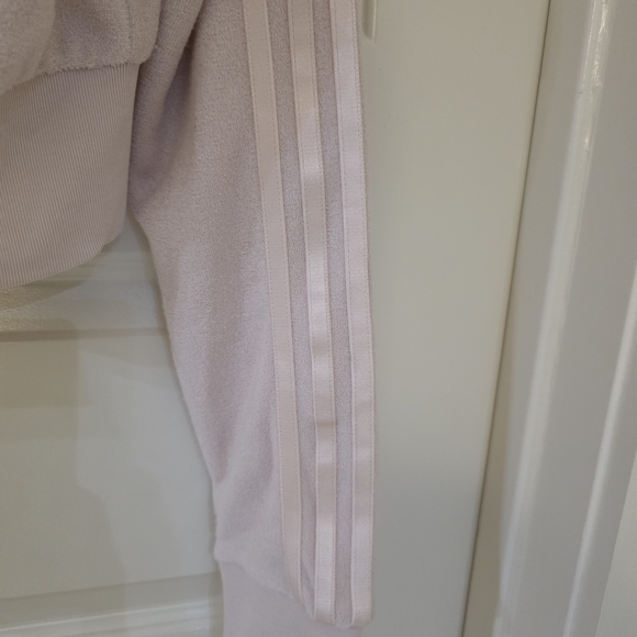 Adidas Cropped Zip Hoodie Pink 3-Stripe Athletic Jacket Size M NWT - Picture 3 of 8